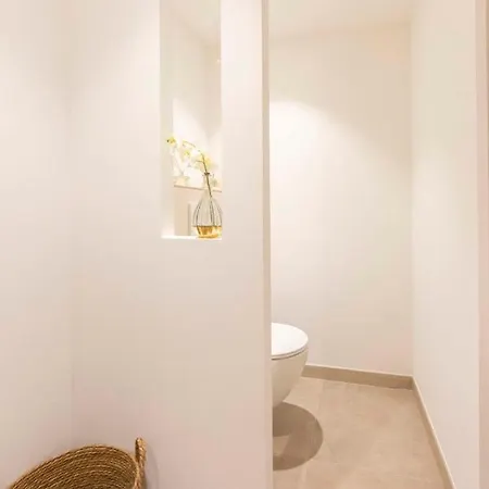 Appartement Brand-new Atypical In Rue Fourmillière